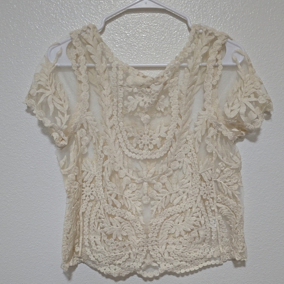Embellished Cream Cropped Blouse with Ruffles - Picture 3 of 4